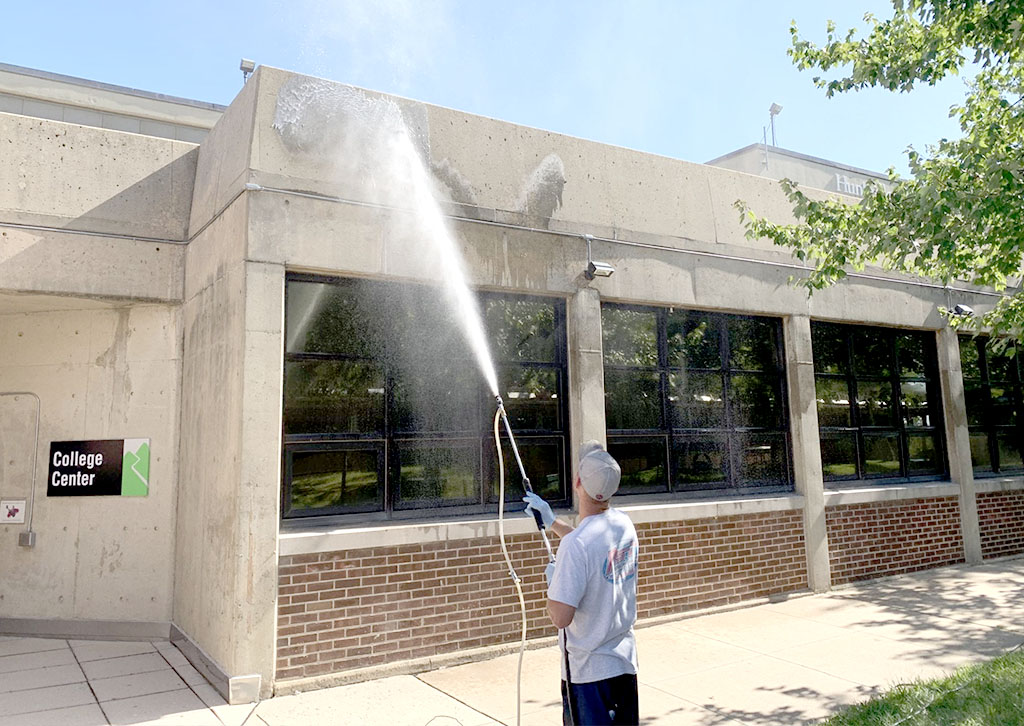 Mtl_Pressure_Washing_commercial